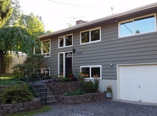 15325 75th Ave NE, Kenmore, WA 98028
