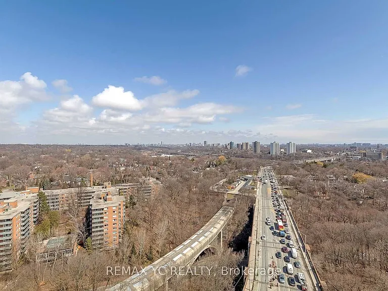 585 Bloor St E #3217 — Photo 14
