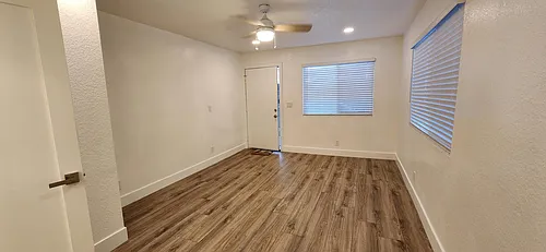 399 Zenith St Photo 1