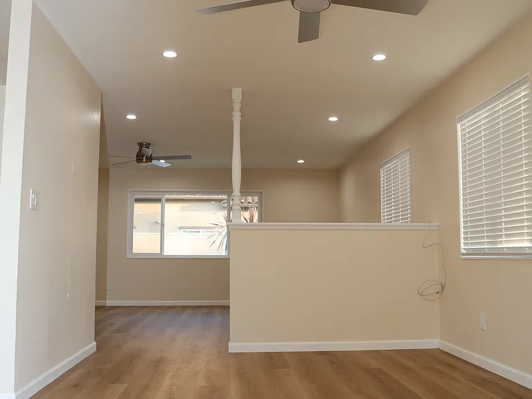 12572 Lorna St — Photo 9