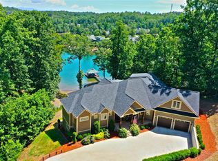 308 Treetops Dr, Seneca, SC 29672