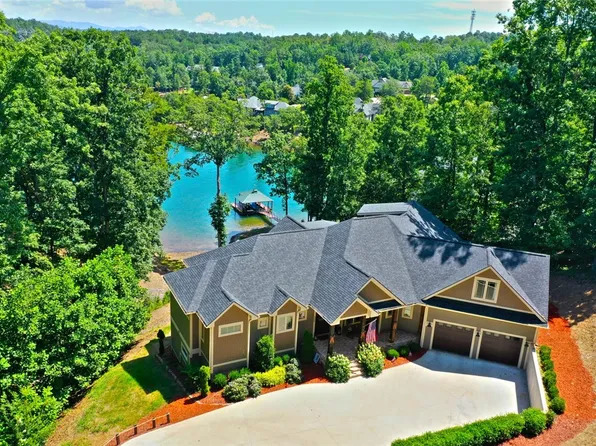 308 Treetops Dr, Seneca, SC 29672