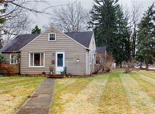 24405 Smith Ave, Westlake, OH
