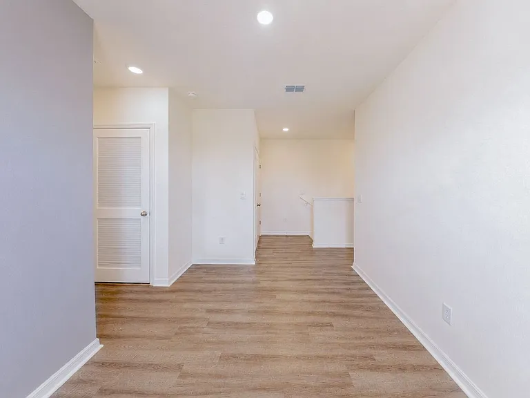 244 Reena Dr — Photo 27