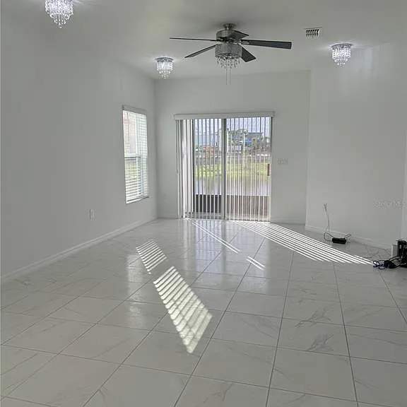 3370 Beaute Dr — Photo 14