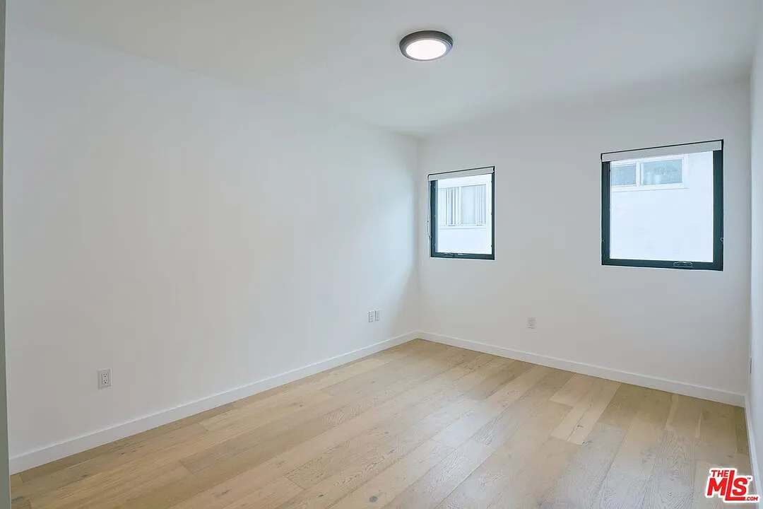 2 bed, 2.0 bath, $3,299 — Photo 2