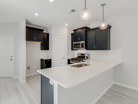 5th image of 1377 Sweet Gardenia Dr