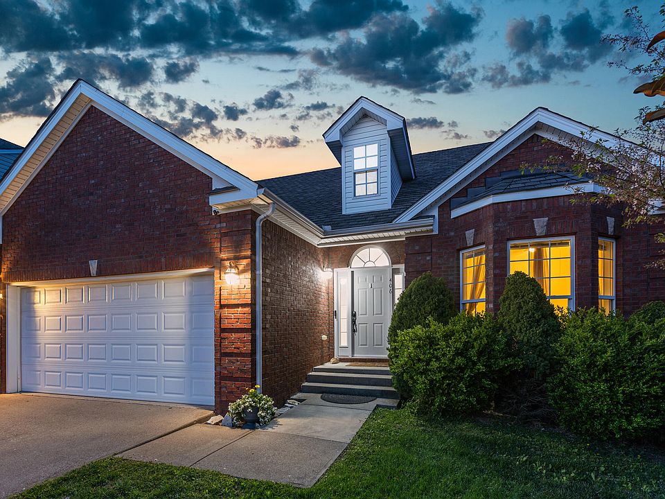 1st image of 406 Village Dr