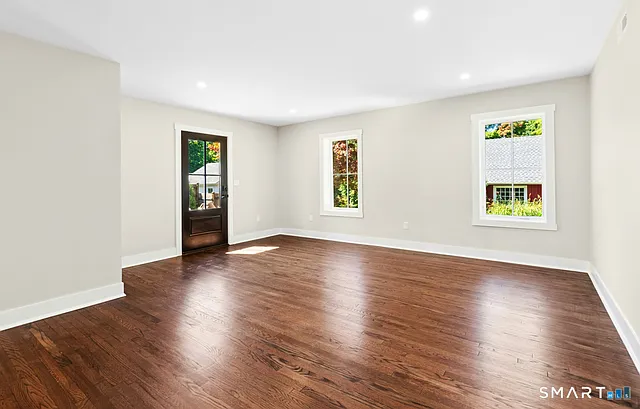 1 bed, 833 sqft, $3,000 — Photo 2