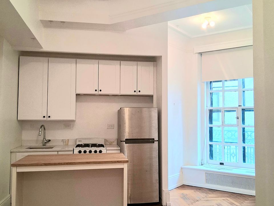 1st image of 2109 Broadway APT 643