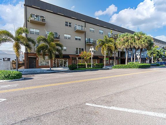 3rd image of 1010 Central Ave APT 406