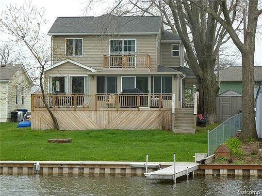 1st image of 9476 Thames Blvd