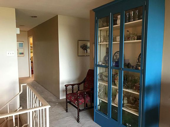 5th image of 1000 Urlin Ave APT 208