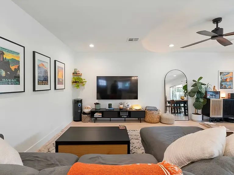 6901 E Edgemont Ave — Photo 5