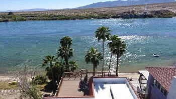 3 bed, 2.0 bath, 2176 sqft, $3,000 — Photo 2