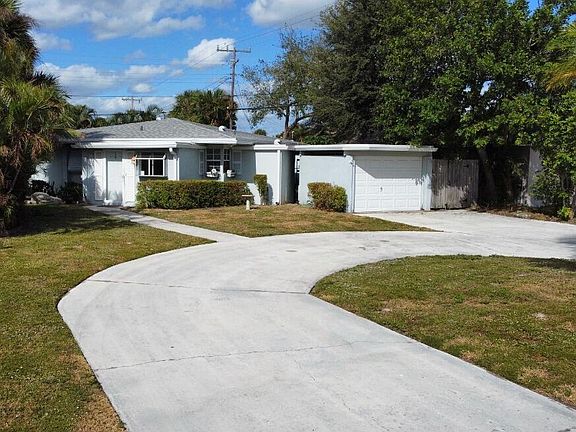 2nd image of 379 Garden Boulevard