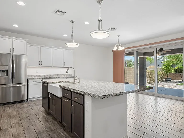 10445 E Tesla Ave — Photo 9