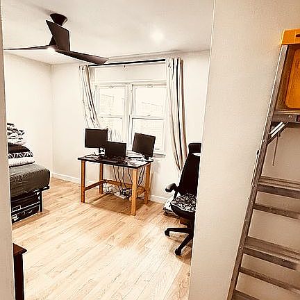 5th image of 172 Evergreen Rd #20B