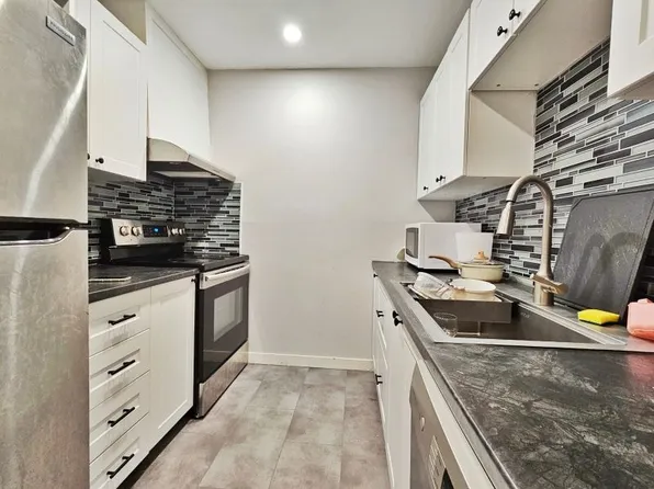 2610 Draper Ave #67-1, Ottawa, ON K2H 8X8