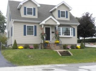 3 Lincoln St, Manchester, NH 03103