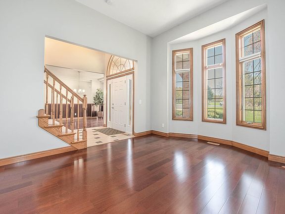 4th image of 7840 Shepherds Glen Ct
