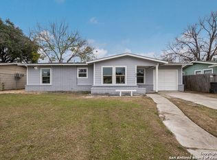 310 Schmeltzer Ln, San Antonio, TX 78213