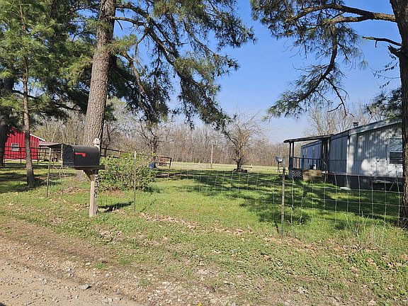 2nd image of 113 County Road 485