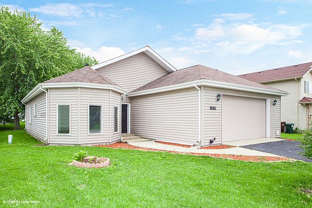 1st image of 1219 Blackhawk Dr