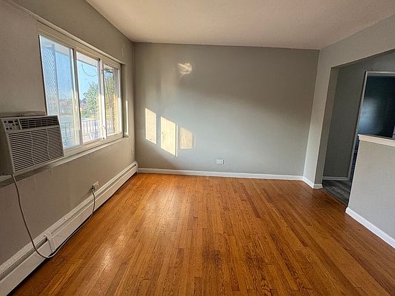5th image of 4911-21 W Columbus Dr #4917-2