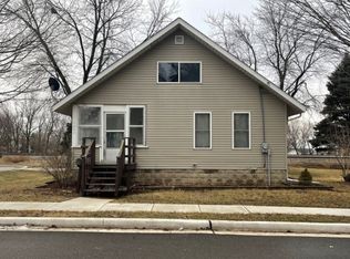 872 6th St, Whitehall, PA 18052