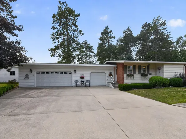 8717 Pennsylvania St #A, Oscoda, MI 48750