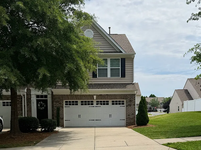 11611 Elizabeth Madison Ct — Photo 1