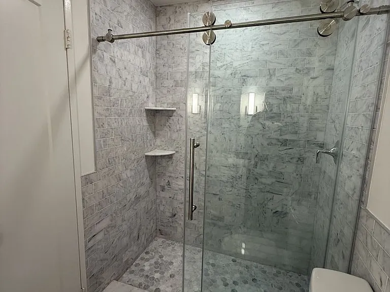 Franklin House Apartments — Photo 26
