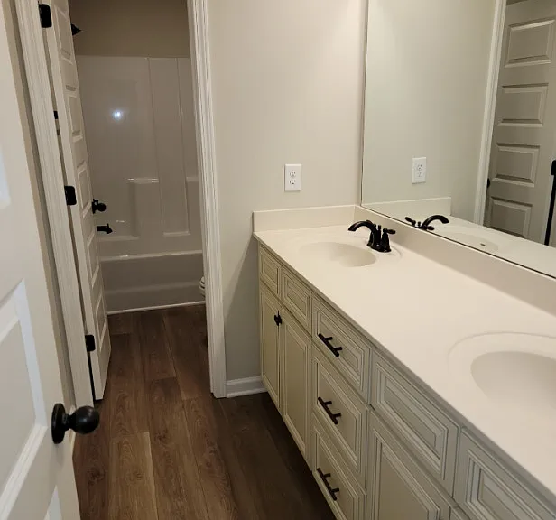 275 Southridge — Photo 33