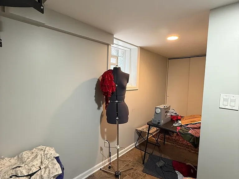 2311 N Greenview Ave #1F — Photo 9