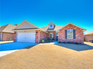 9932 NW 143rd St, Yukon, OK 73099