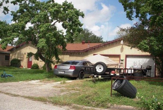1st image of 2620 35th Ave N