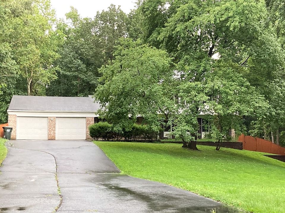 1st image of 12186 Holly Knoll Cir