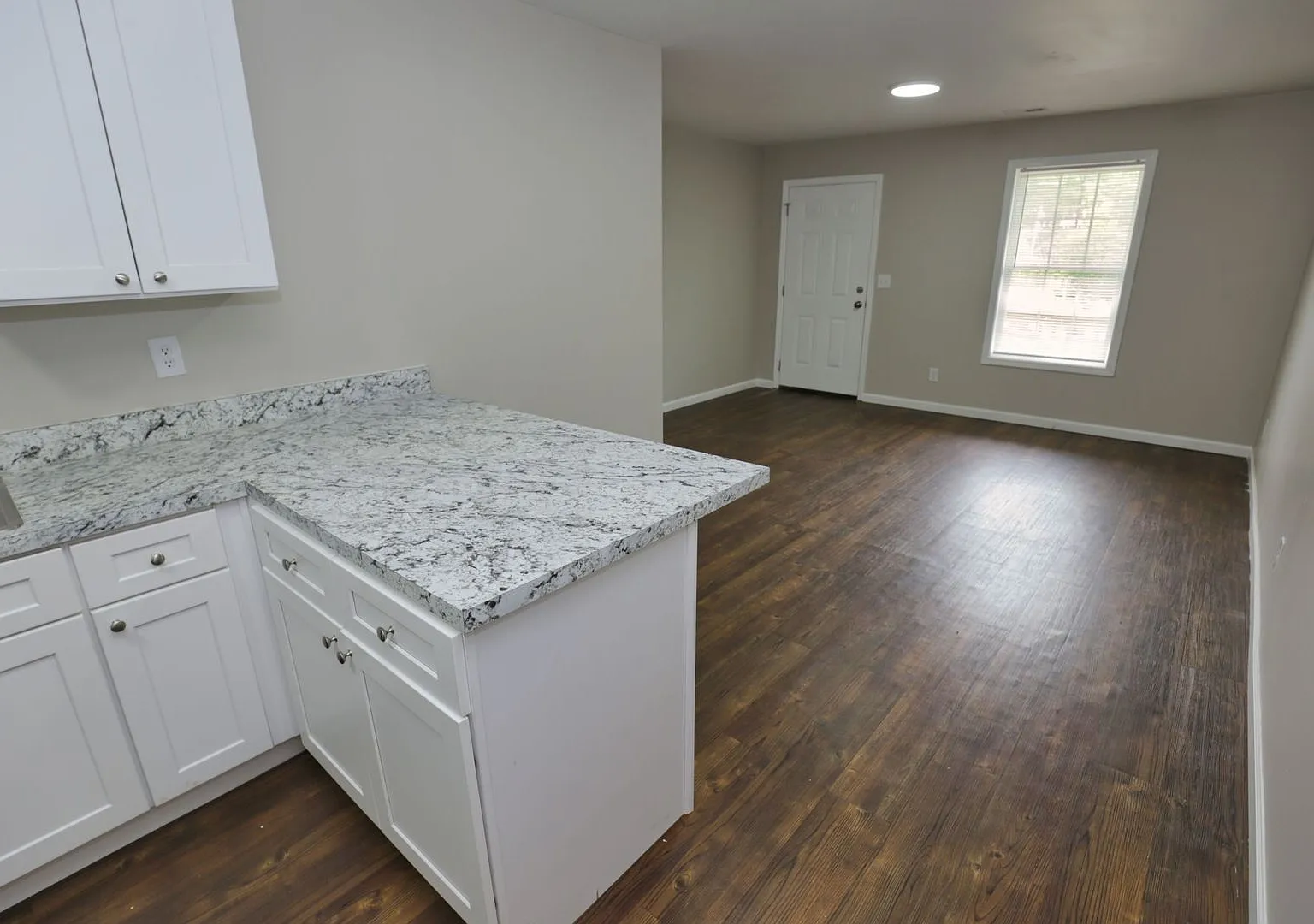 143 Choccolocco — Photo 3