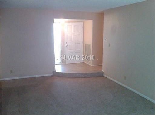 3rd image of 4453 E Harmon Ave