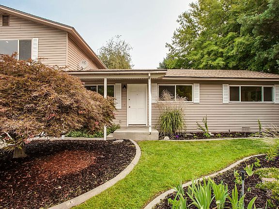 4th image of 881 1st Pl SE