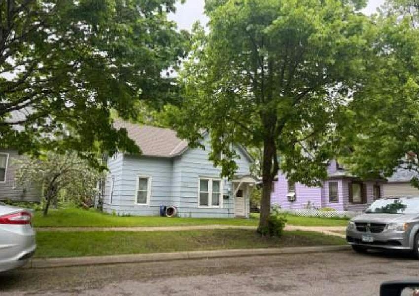 2nd image of 1519 Garfield Ct