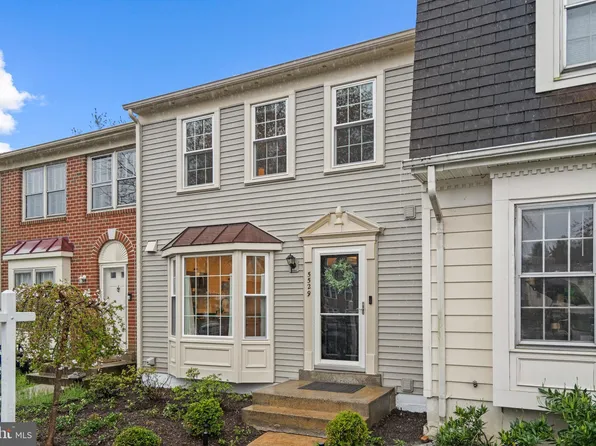 5529 Lakewhite Ct, Fairfax, VA 22032