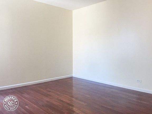 5th image of 20 Crooke Ave #7F