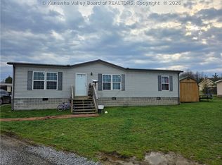 1 Treeside Ln, Summersville, WV 26651