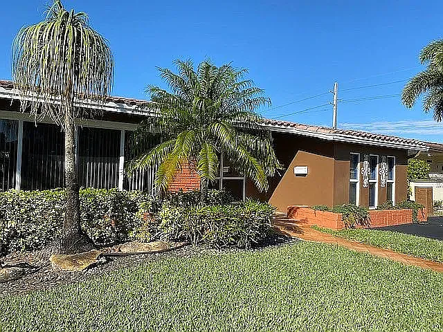 Building Photo - 2216 N 45th Ave