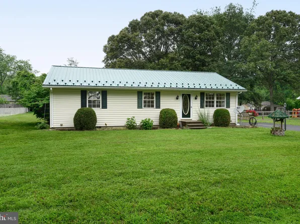 925 Round Top Rd, Chestertown, MD 21620