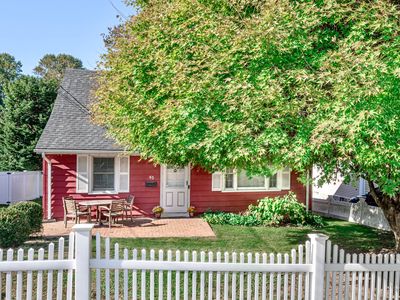 65 Rena Place, Fairfield, CT, 06825