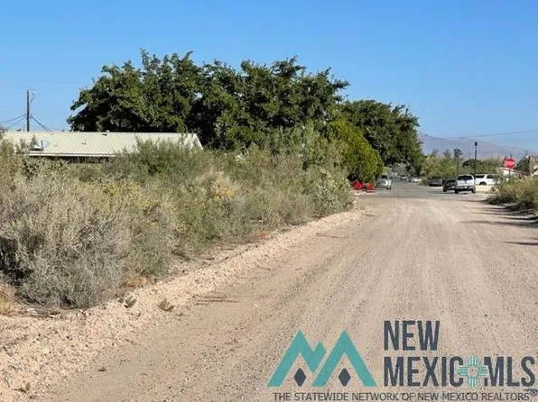 S Tennyson Dr, Deming, NM 88030