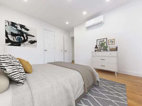 1404 East 13th Street image 6 of 9